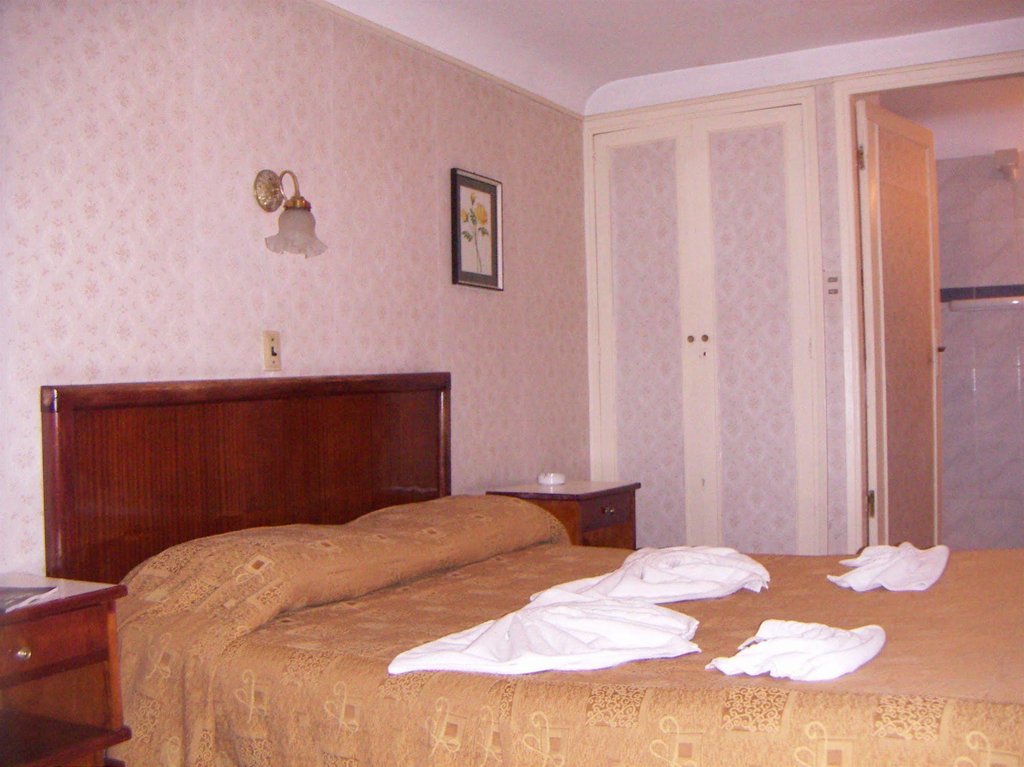 Hotel Los Angeles Montevideo Extérieur photo