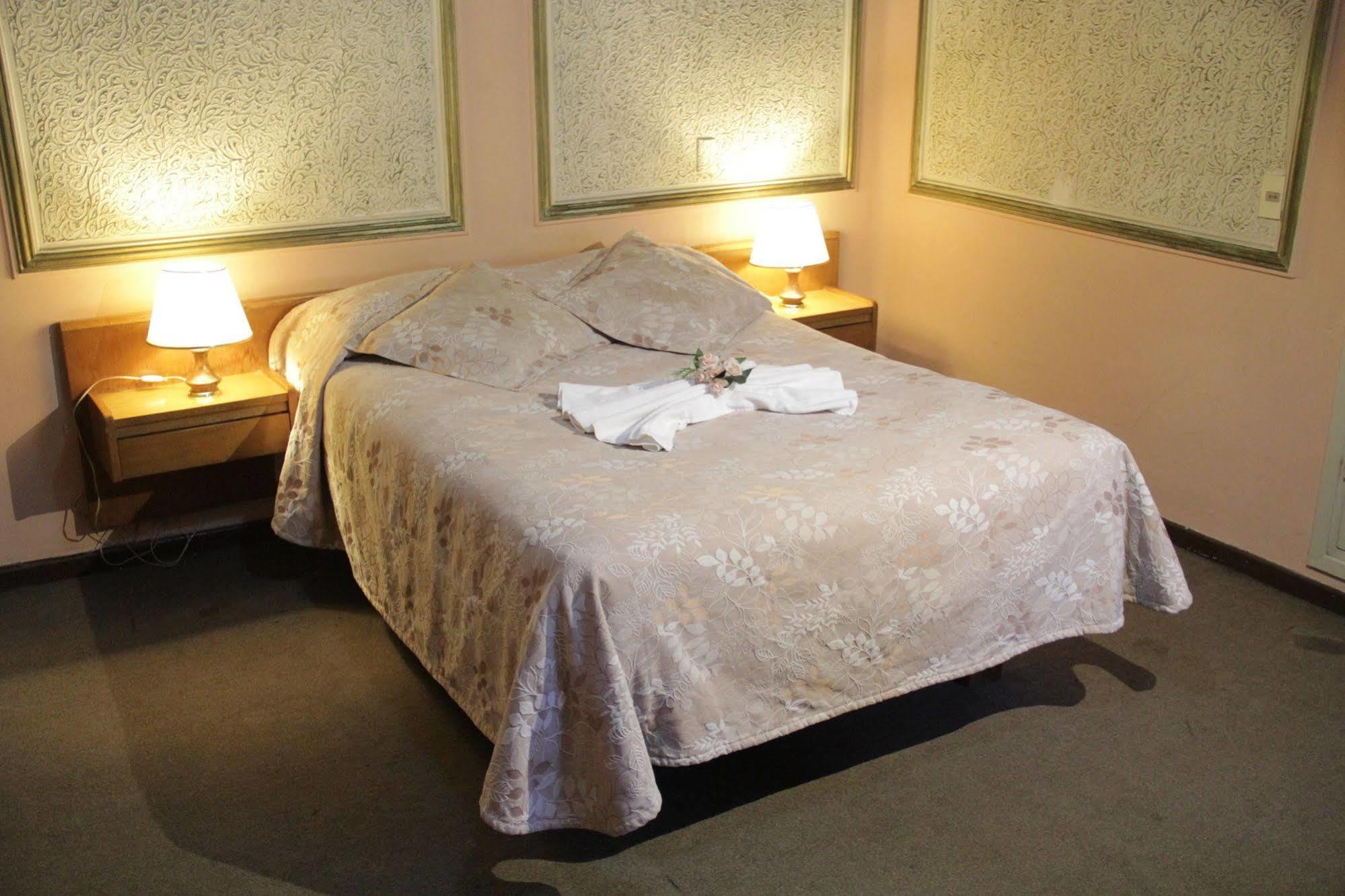 Hotel Los Angeles Montevideo Extérieur photo